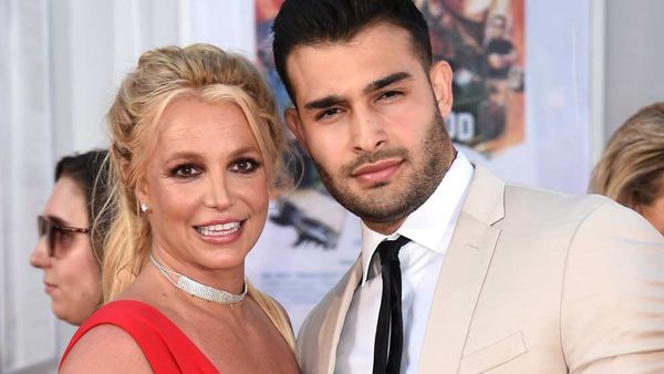 Britney Spears and Sam Asghari are Officially Divorced and Single 