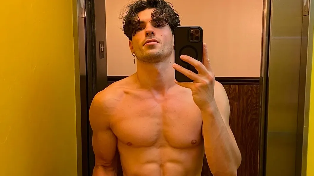 Wax On, Wax Off with Sexy Facial Expert Mike Ryals