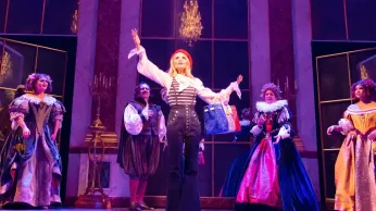 'The Queen of Versailles' With Kristin Chenoweth Gets Lost in a Hall of Mirrors