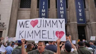 Trump Steps Up Attacks on ABC and Jimmy Kimmel, Says Network Should 'Get the Bum Off the Air'